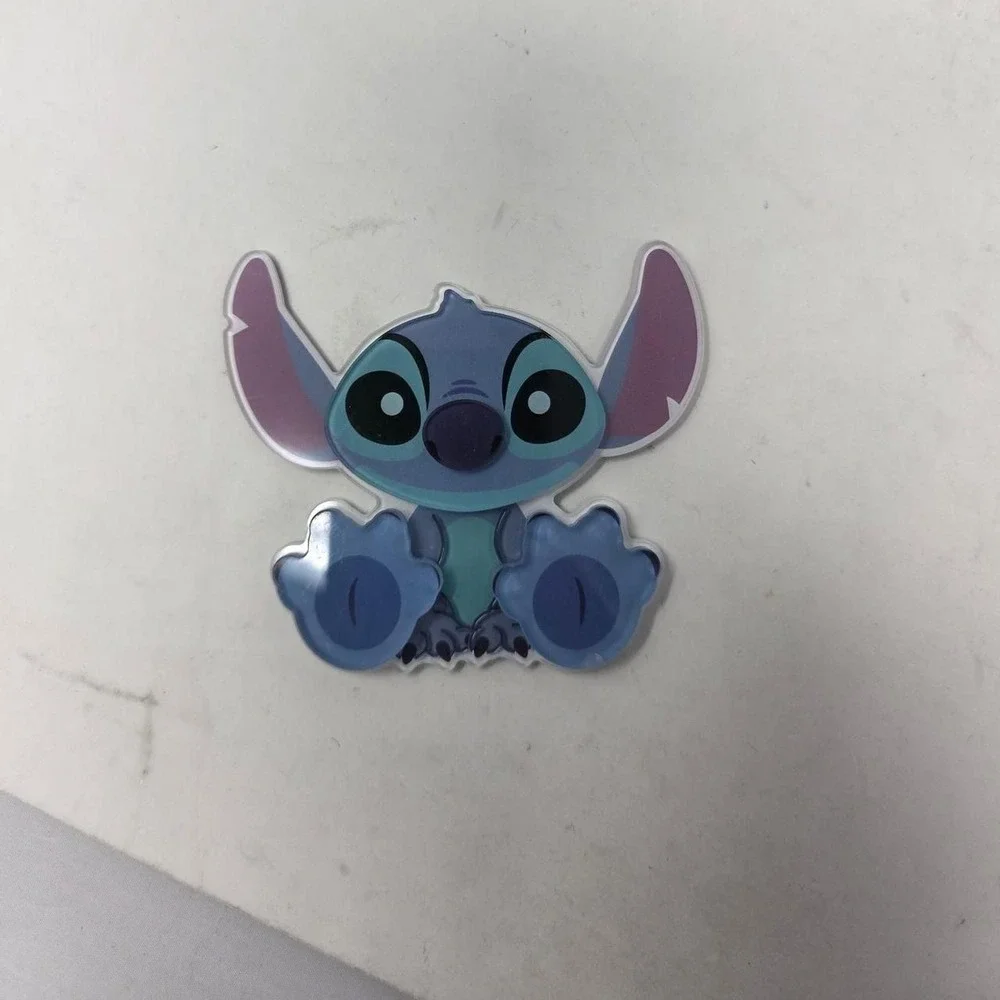 Disney Stitch‎ big feet magnet